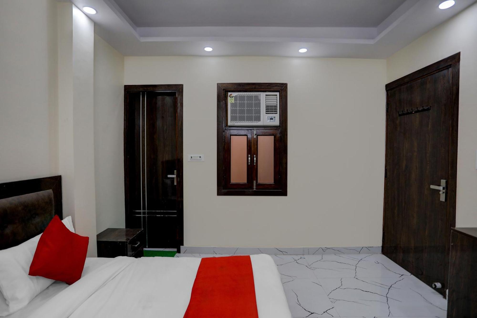 Hotel O Diamond Inn New Delhi Ngoại thất bức ảnh